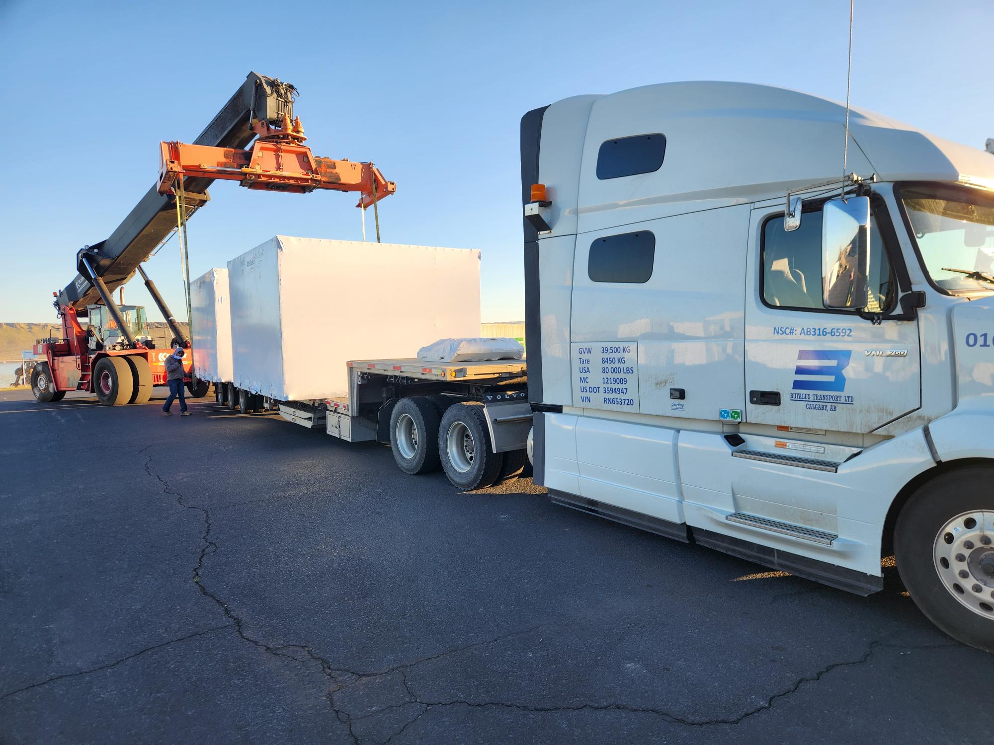 Bufalus Transport flatbed equipment
